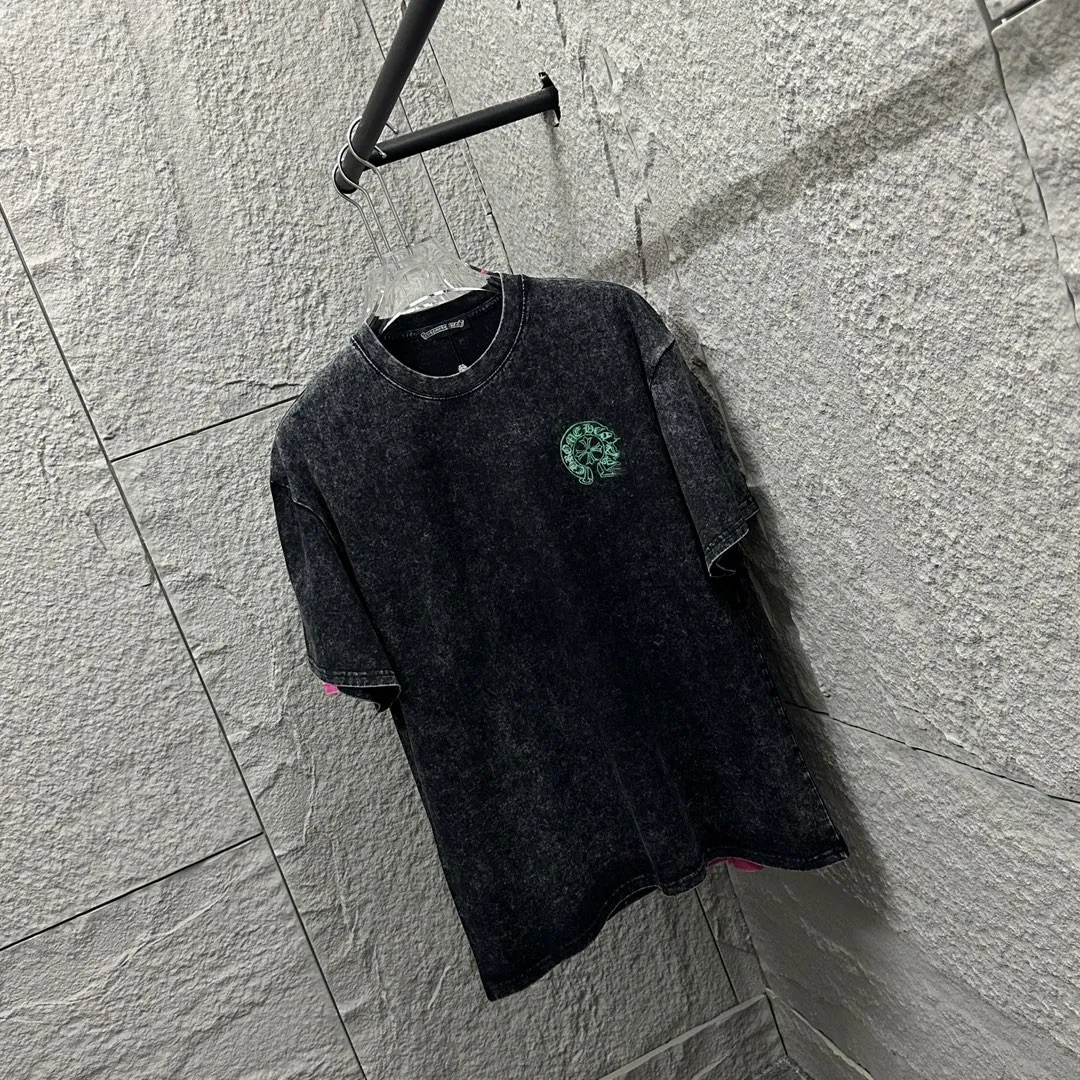 🅿️180 CH* Crow Heart* 2025 spring and summer new style Snowflake distressed washed retro round neck short sleeves Chest and front logo Horseshoe print Customized fabric Short-sleeved T-shirt Unisex Size: S M L XL XXL Color: Snowflake Black Snowflake Gray Snowflake Pink Snowflake Blue